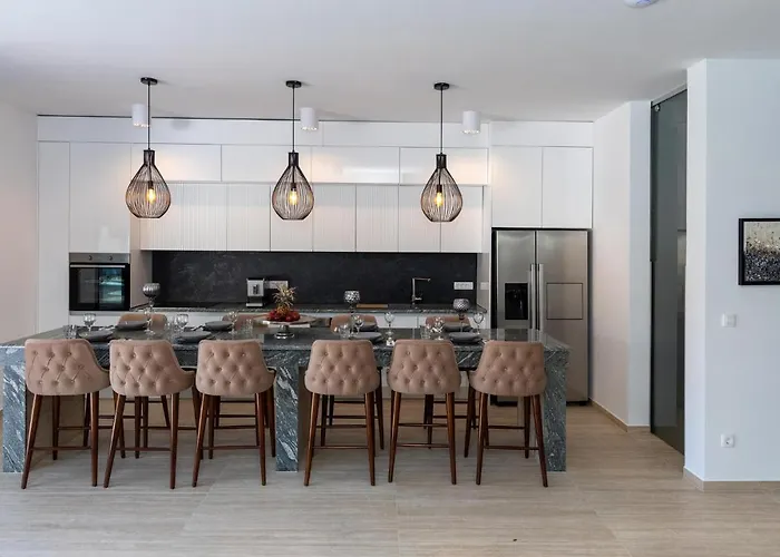 4 Bedroom Awesome In Komarna