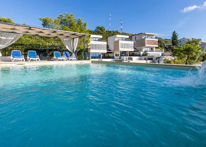 Сasa de vacaciones 4 Bedroom Awesome In