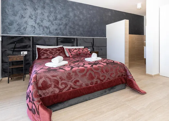 4 Bedroom Awesome In