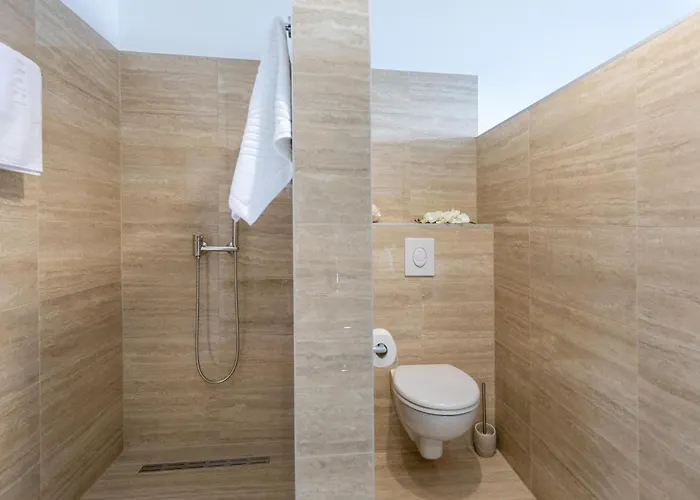 4 Bedroom Awesome In Komarna