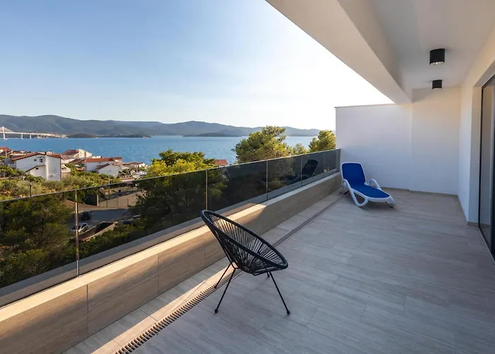 4 Bedroom Awesome In